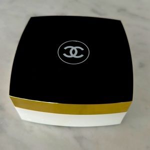 Chanel No 5 Body powder